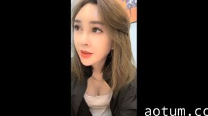 9分颜值美御姐上演3P盛宴，两男技术太差！直接口爆射精，边操边吃屌坚持不了几下火速缴枪海报