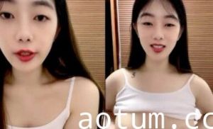 七彩主播幼校老师：巨乳教师粉嫩美鲍~清纯校园女神回家淫穴大开，判若两人的极致诱惑！