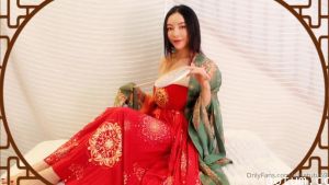 【勾魂摄魄媚娘】龙床侍寝骚妃の诱惑 皇上今夜独宠我的淫荡龙根疼爱
