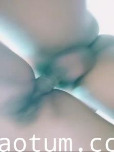 首页00后小萝莉三男两女5P大乱交 1