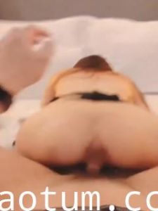 骚货美女被纹身大哥操的嗷嗷叫海报