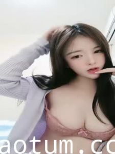 1#颜值女神露脸精彩大秀直播，漏出性感的大奶子，给狼友看自己的性爱短片