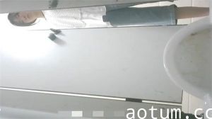 厕所偷拍新片流出！全景第三部高清无码，偷窥视角刺激体验