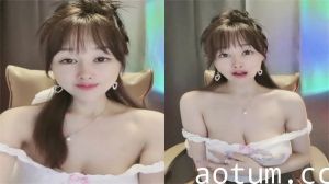 朦胧巨乳呼之欲出，揉捏的快感让人欲罢不能海报