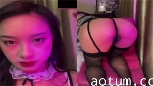 绝色尤物橘鹿蜜桃Q乔乔阿私密福利流出，蜜桃臀扭动让人欲火焚身！
