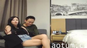 步宾探花：极品豪乳美女巨乳震颤，欲火难耐！