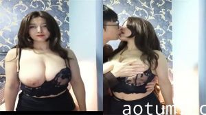 爆乳熟女小海媚激情开苞处男初体验