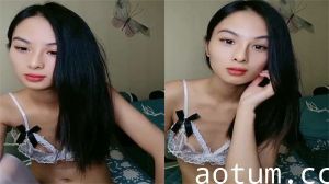 白丝小乳痴女深喉伺候，狼友骑乘上位狂操