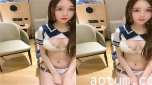 苗条巨乳JK骚妹为肥宅深喉侍奉 狂抽猛插淫水四溅