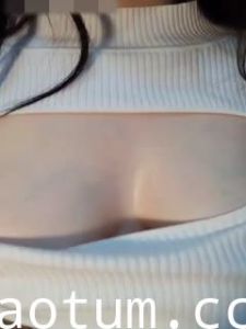 童颜巨乳海报