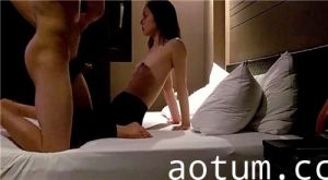 高校学妹喝的烂醉被男同学趁机强奸海报