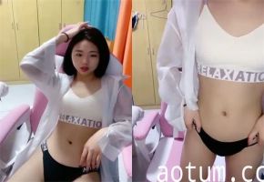 萝莉学妹小蓝儿真空上阵！超敏感体质兼职黄播自慰秀，无套内射颤抖娇喘实录