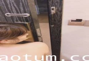 自拍#精选# 酒店后入漂亮女又开着门真刺激