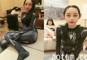 【姐妹双飞】酒店双胞胎淫乱实录！无套狂插小热吧姐妹花 潮吹互舔自慰到抽搐