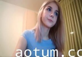 北欧混血女神私处挑逗实录！金发大蜜桃颤动着高潮啊~湿润蜜穴自慰到潮红娇喘
