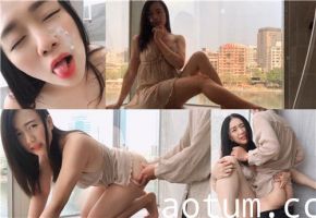 摄影师在拍摄期间爆射模特