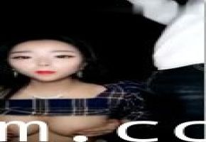 巨乳气质直播主妖媚女王狐狸精半夜野外发车在小开家的废弃厂房开干