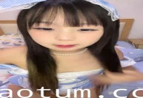 婴儿肥卡哇伊小萝莉！初下海一脸呆萌！贫乳奶子无毛小穴，掰穴特写诱惑，说话嗲嗲超级嫩
