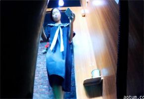 TPCP某餐厅厕所偷拍