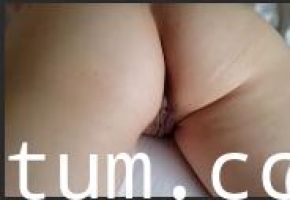 富豪的性感女友后入式狂插，翘臀弹性丰满，让人欲火焚身