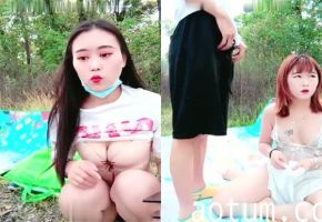 小兔子牙冰火姐妹花双飞盛宴，深喉口爆轮流侍奉射不停
