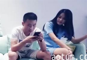 约个蓝衣长发妹子TP啪海报