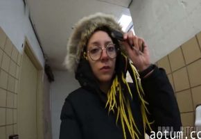 【Boba_Bitch】深夜露出自慰、户外露出碰到陌生人交谈后随意干#露点#挑逗#人妻#骚逼