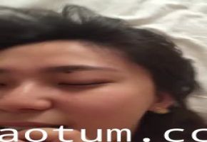 表面高冷的女同事，原来这么淫荡！