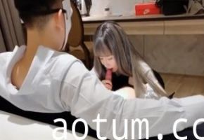 弥豆子职场沦陷！极品骚秘书惨遭老板日夜爆操，深喉内射