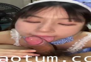 超高颜值小姐姐口交超嫩的皮肤