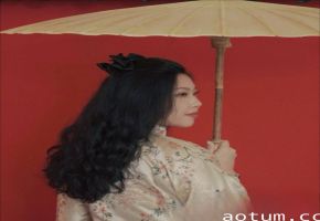 洛杉矶尔湾刘诗彤媚外骚婊留学生在美长期当狗m各种私下约炮大屌喜欢被虐吞精饮尿视频流出