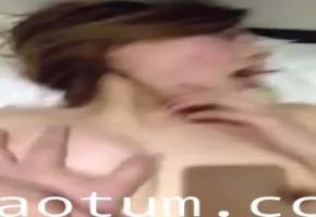 骚逼人妻约我开房求操 还不让拍